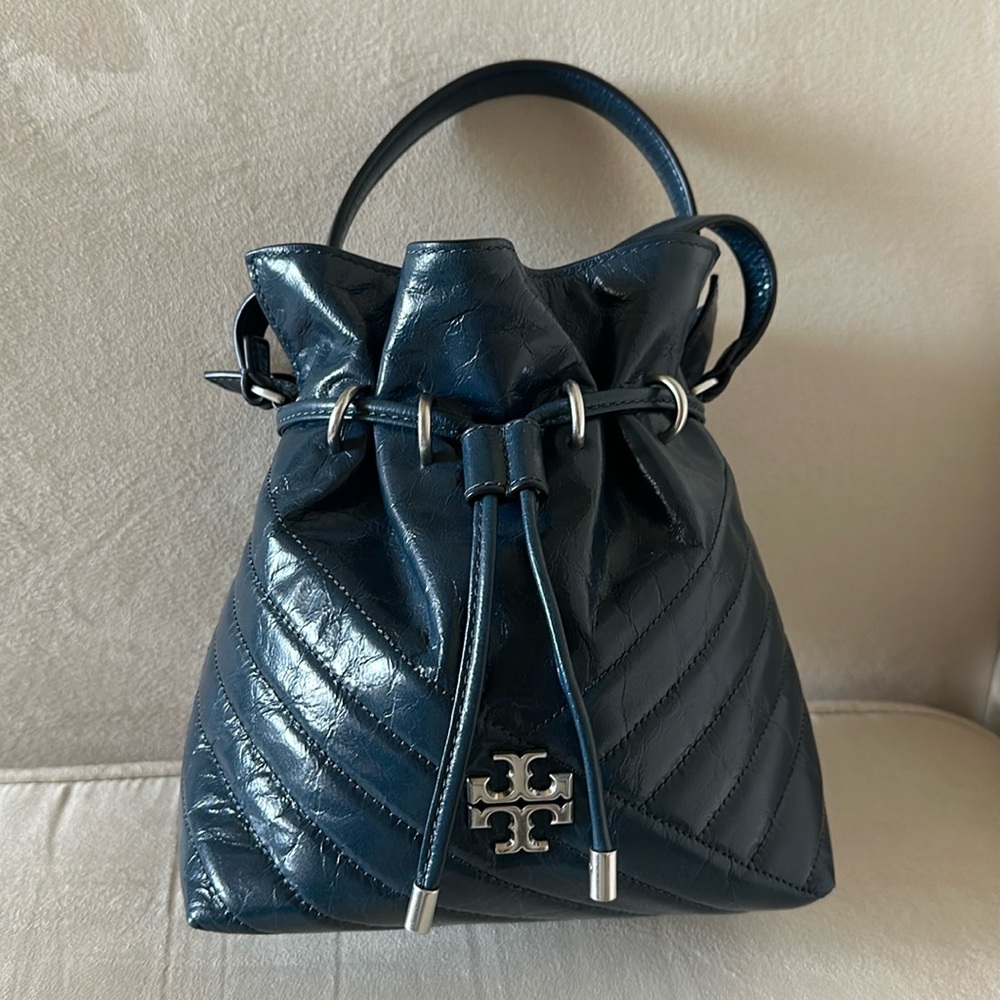 Tory Burch Drawstring Bucket Bag Blue Leather - Picture 1 of 14